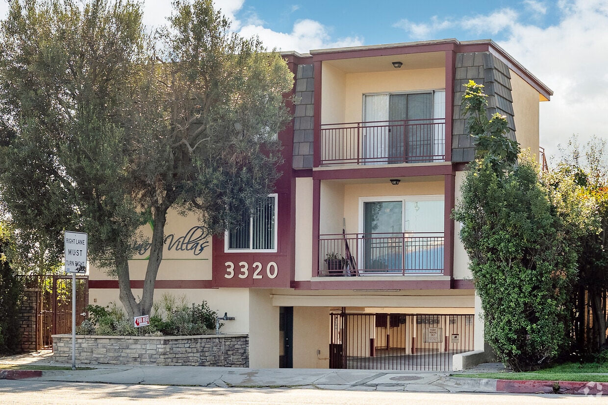 Foto principal - 3320 Redondo Beach Blvd.