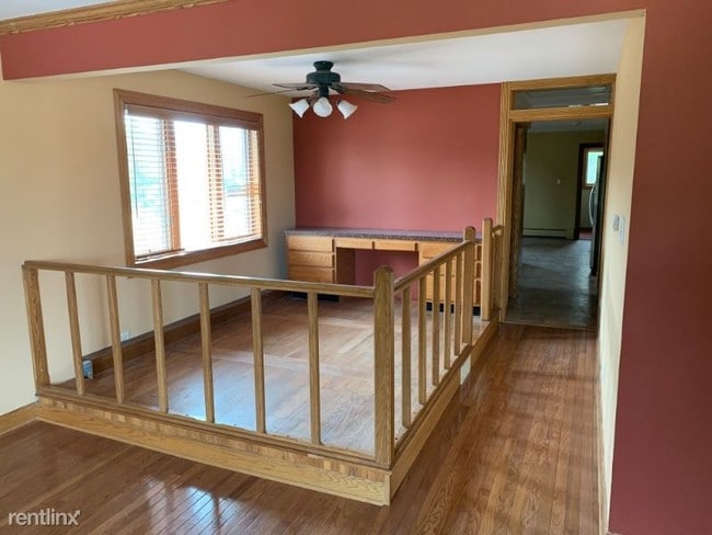 Building Photo - 3 br, 2 bath Condo - 11136 S Helena Dr