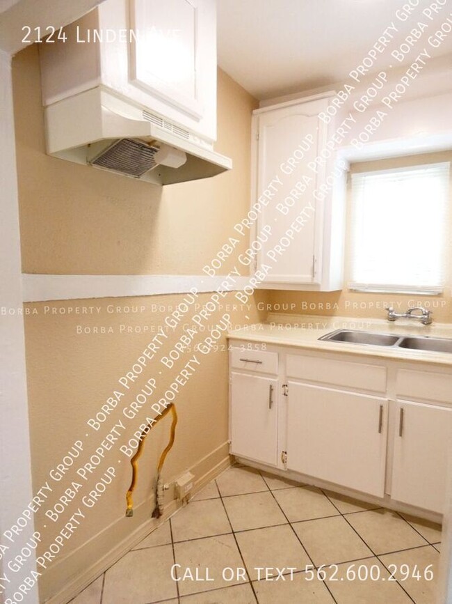 Building Photo - CHARMING 1 BEDROOM W/ BONUS ROOM 1 BATHROO...