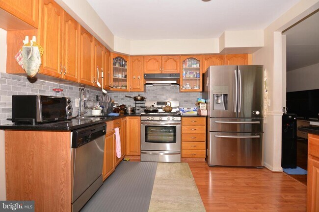 Building Photo - 14520 Bauer Dr