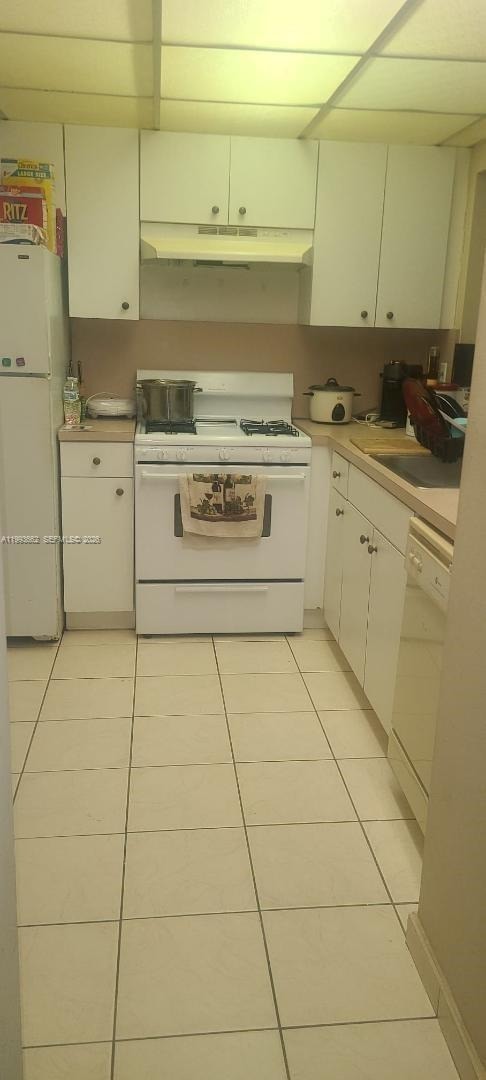 Foto del edificio - 18101 NW 68th Ave