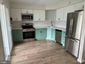 Building Photo - 122 Harvest Ln