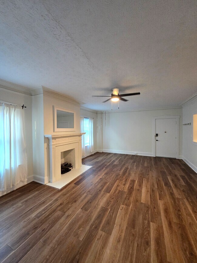 Foto del edificio - 2472 Overlook Rd