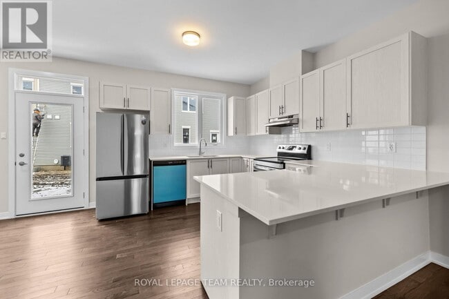 Building Photo - 217 Ryan Reynolds Wy