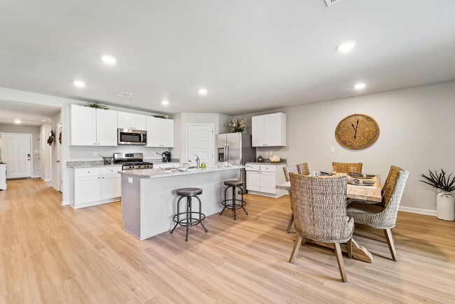 Building Photo - 7581 Steeplechase Blvd