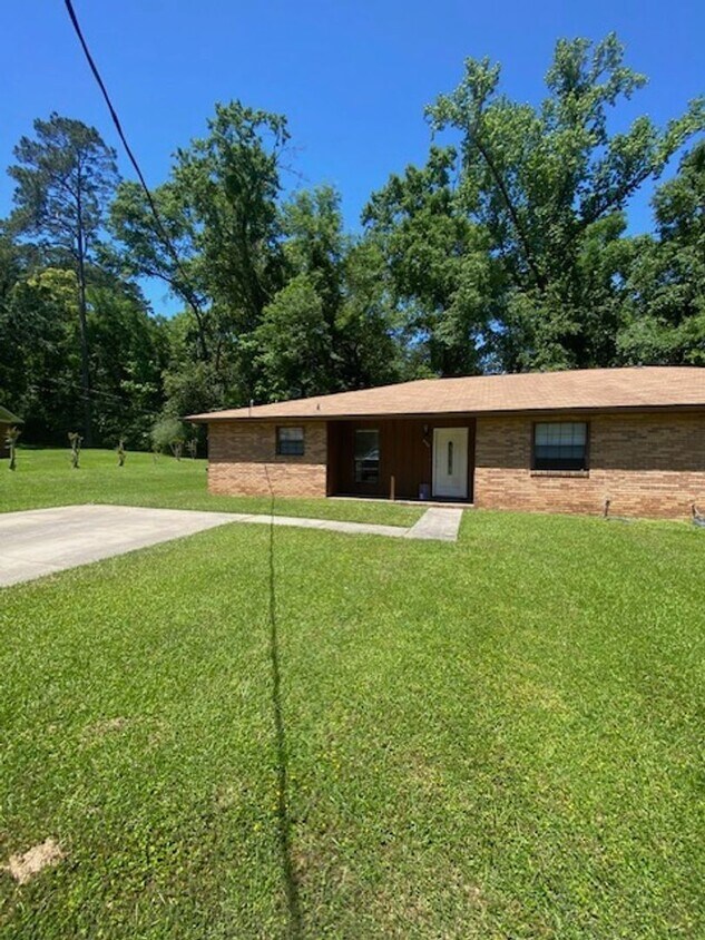 876 Meginnis Ln, Tallahassee, FL 32312 House Rental in Tallahassee