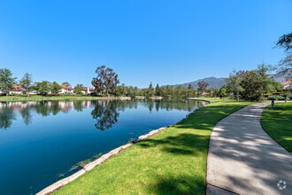 Building Photo - 1 Brisa Del Lago