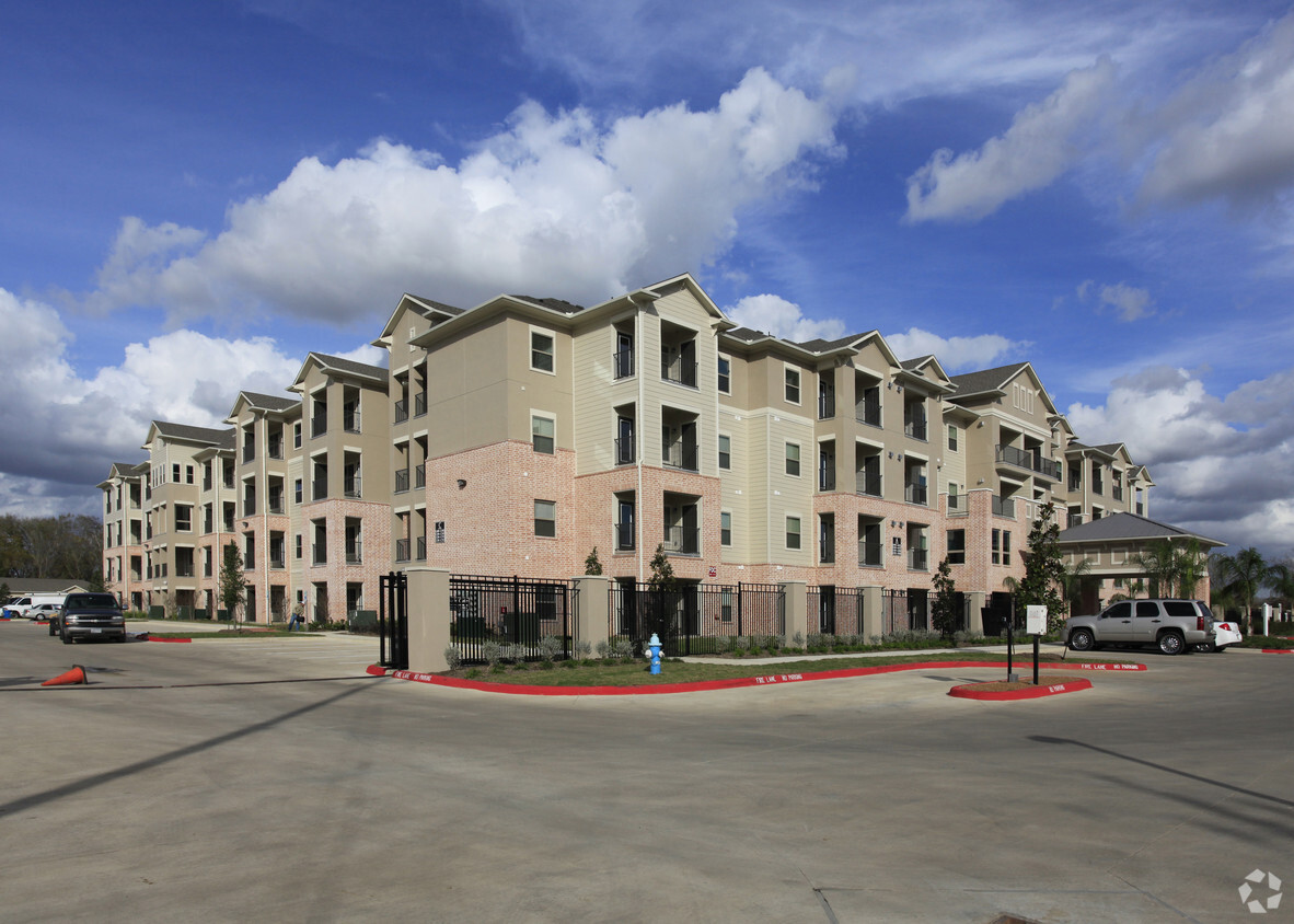 Foto principal - Magnolia Place Senior Apartments