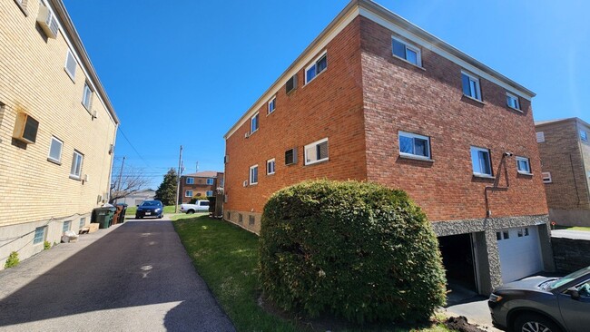 Photo - 8543 Cottonwood Dr (Cincinnati, OH) Apartment
