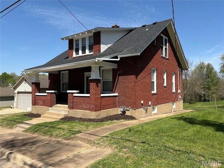 Foto principal - 615 Horn St