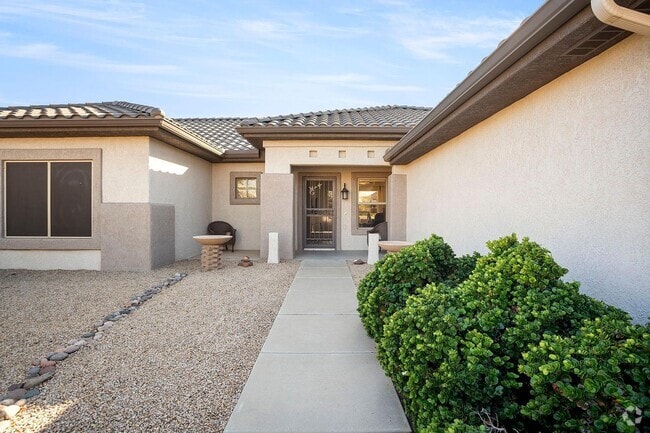 Building Photo - 16255 W Manzanita Dr