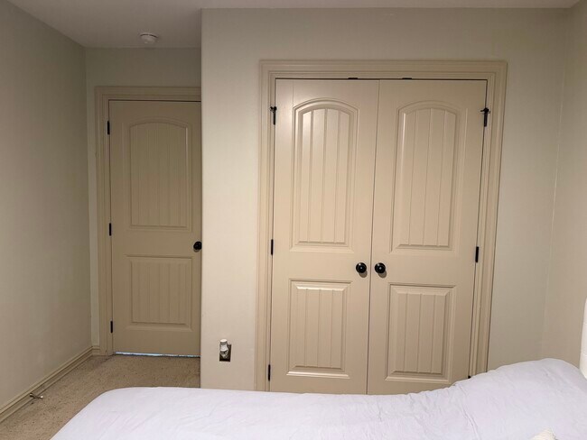 Foto del edificio - 304 E Fargo St