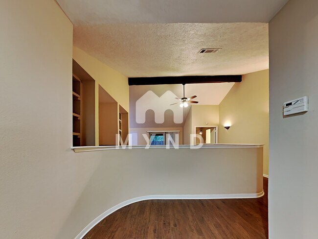 Building Photo - 3430 Deer Valley Dr