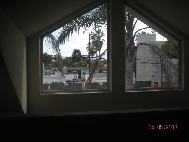 view to abbot kienny blvd - 1306 Electric Ave