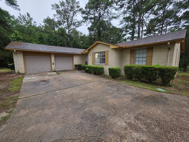 1403 Ellison Ave