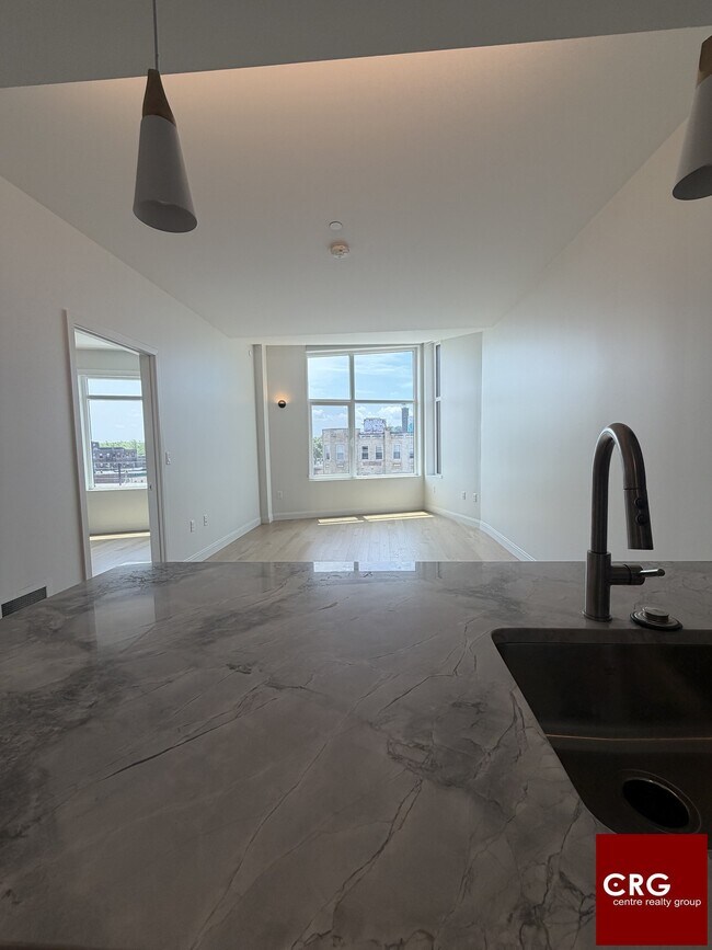 Building Photo - 54-55 Brighton Ave. Unit U517
