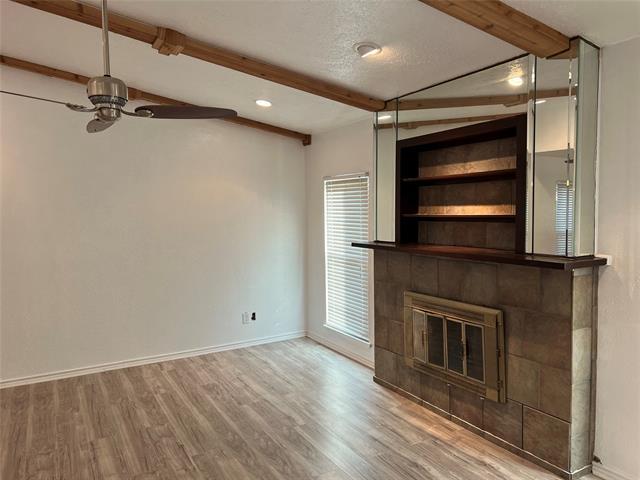 Foto del edificio - 2215 E Peters Colony Rd