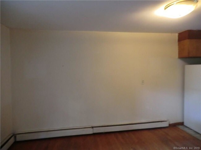 Building Photo - 42 Lanesville Rd