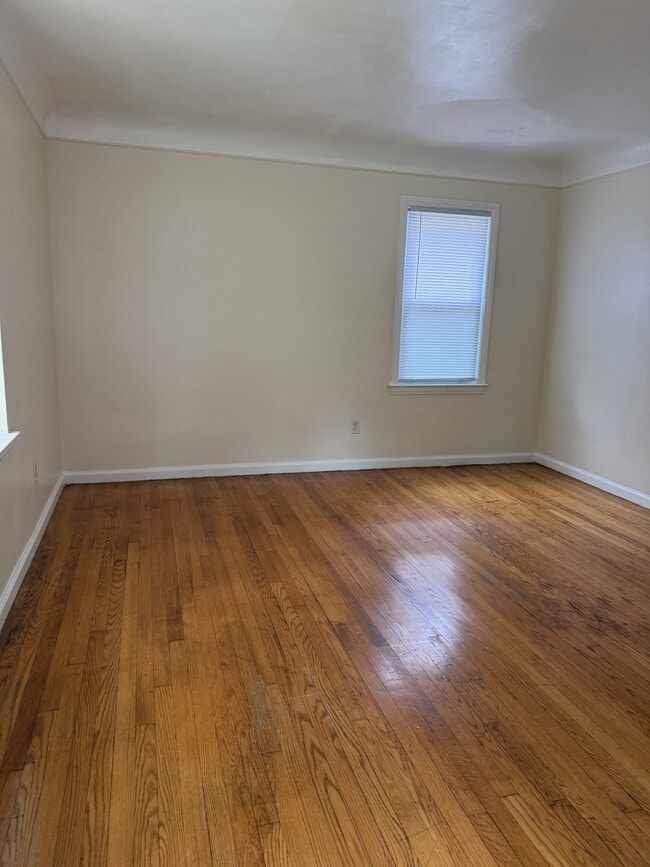 Building Photo - 6142 Marseilles St