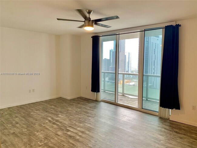 Building Photo - 50 Biscayne Blvd