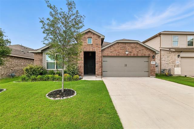 Foto principal - 16745 Portage St