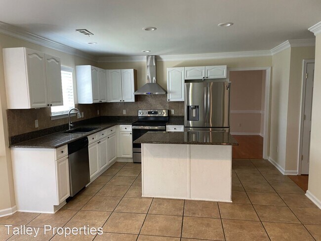 Building Photo - 4 br, 2.5 bath House - 10146 Hawkeye Drive