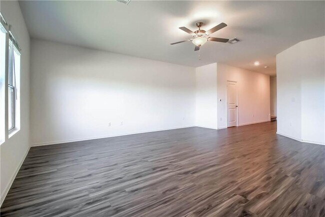 Building Photo - 7508 Tonka Ln