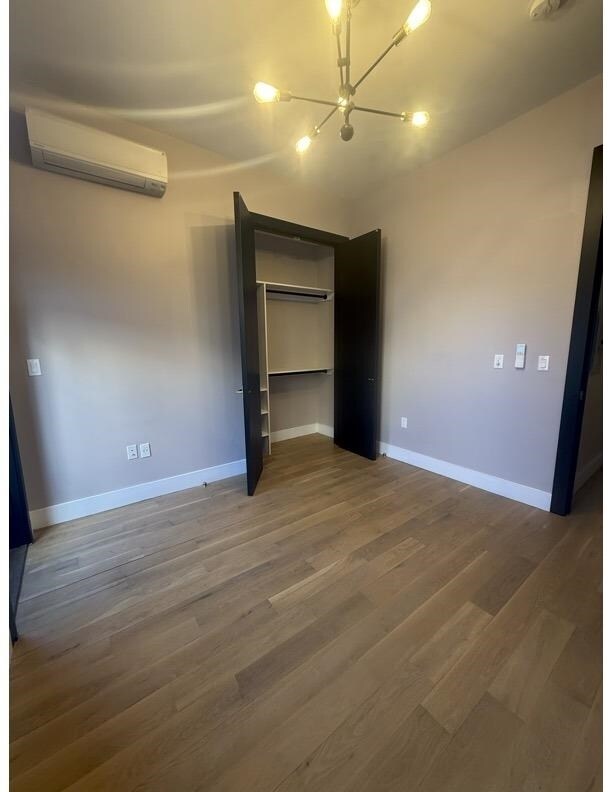 Foto del edificio - 172 New York Ave