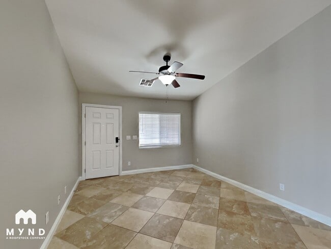 Foto del edificio - 10429 Aloe Cactus St