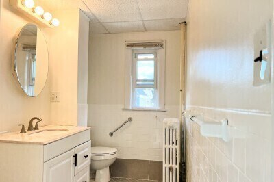 Building Photo - 14 Smythe St