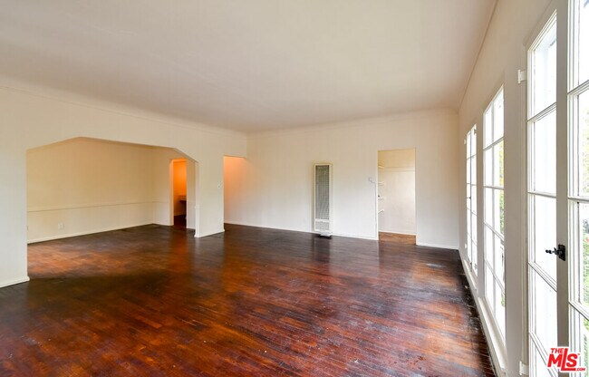 Foto del edificio - 803 Croft Ave