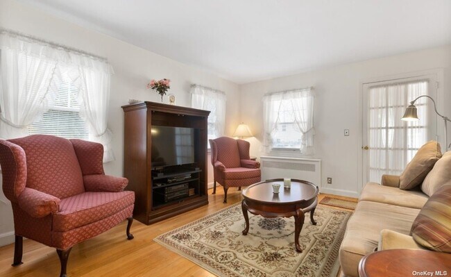 Foto del edificio - 69 Rockwood Ave