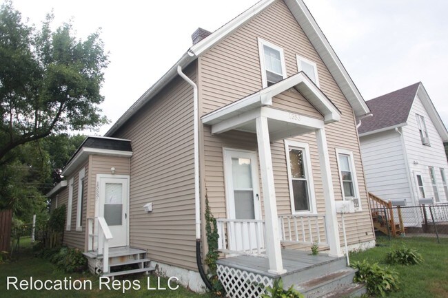 Building Photo - 1553 W 17th St