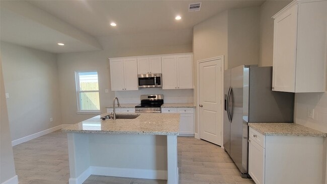 Building Photo - 11917 Nelwood St