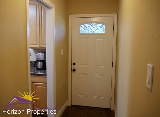 Foto del edificio - 4 br, 2 bath House - 6823 Kermit Lane