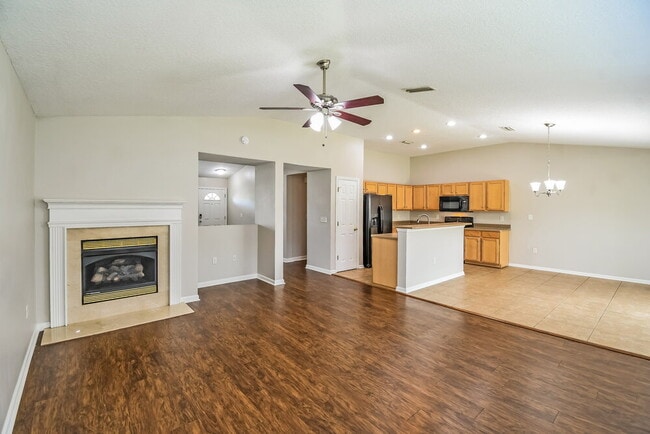 Building Photo - 11543 Bonnie Lakes Ct