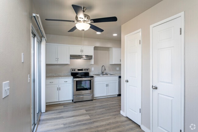 2BR, 1BA - 840SF - Dining Area - Cedar Apartments