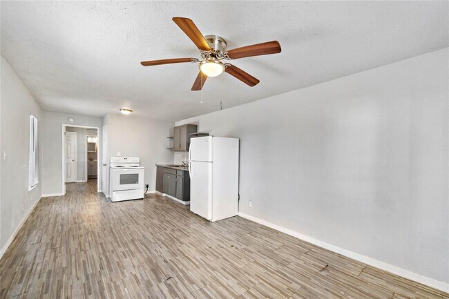 Foto del edificio - 3116 Avenue L Ave