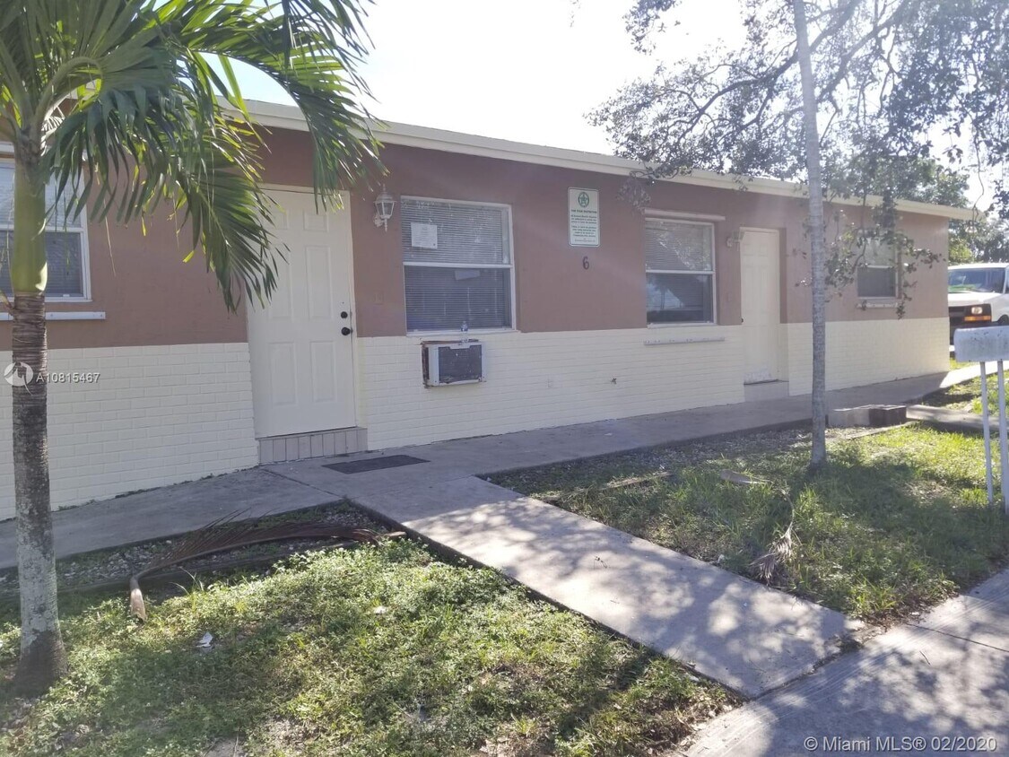 6 NW 7th Ave Unit 2, Dania Beach, FL 33004 Apartment for Rent in
