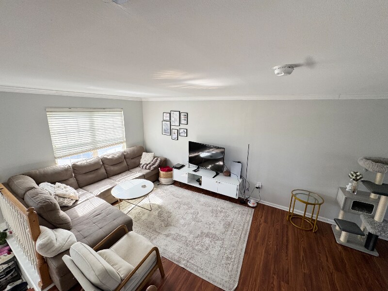 Primary Photo - 1 N Sherman Dr