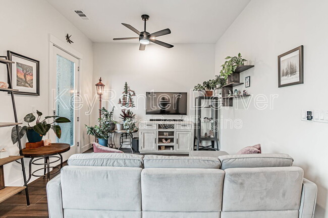 Building Photo - 2876 W 53rd Ave