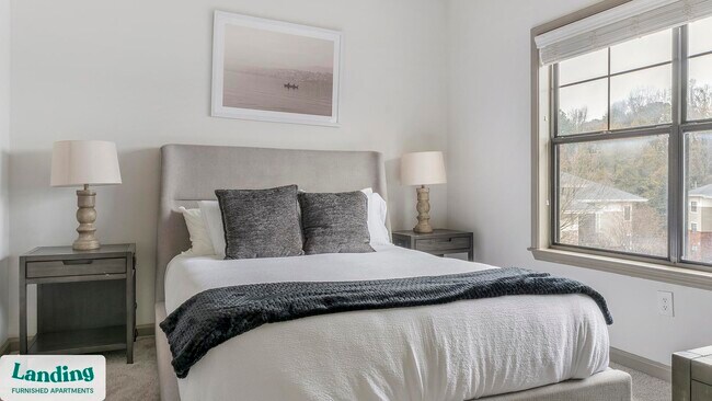 Foto del edificio - 2000 Monroe Pl NE