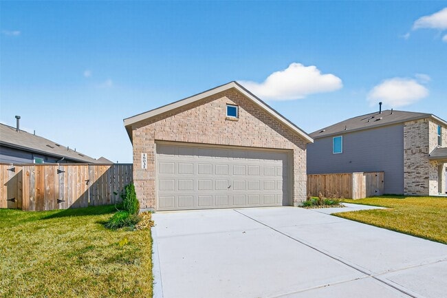 Building Photo - 18031 Valle Cupa Ln