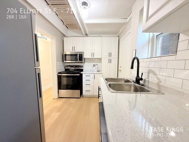 Building Photo - Modern 2-Bedroom Apartments in Windsor's L...