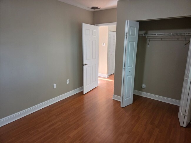 Foto del edificio - 5984 SW 8th St