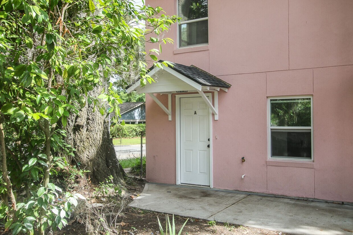 Primary Photo - Adorable New Build 1-Bedroom Apartment