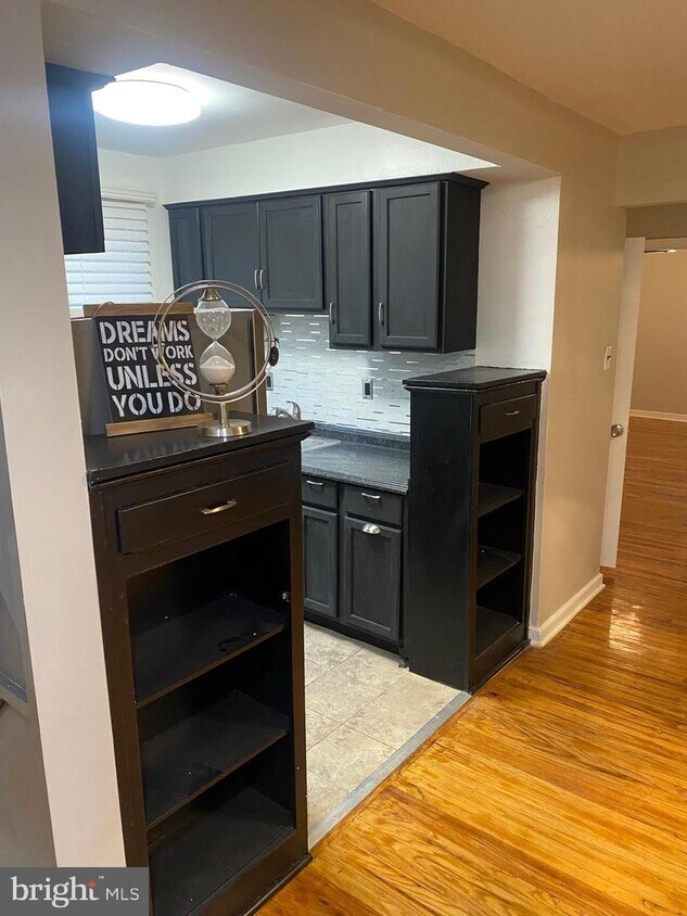 Foto principal - 8304 Pickering Ave
