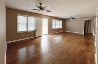Building Photo - 8606 Riggs St