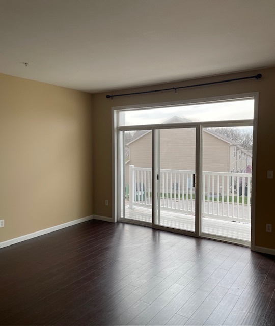 Foto del edificio - 5100 Tesson Gardens Ct