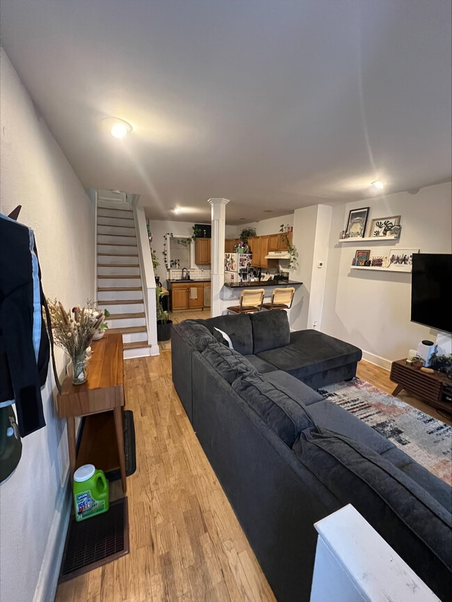 Building Photo - 2925 Harper St